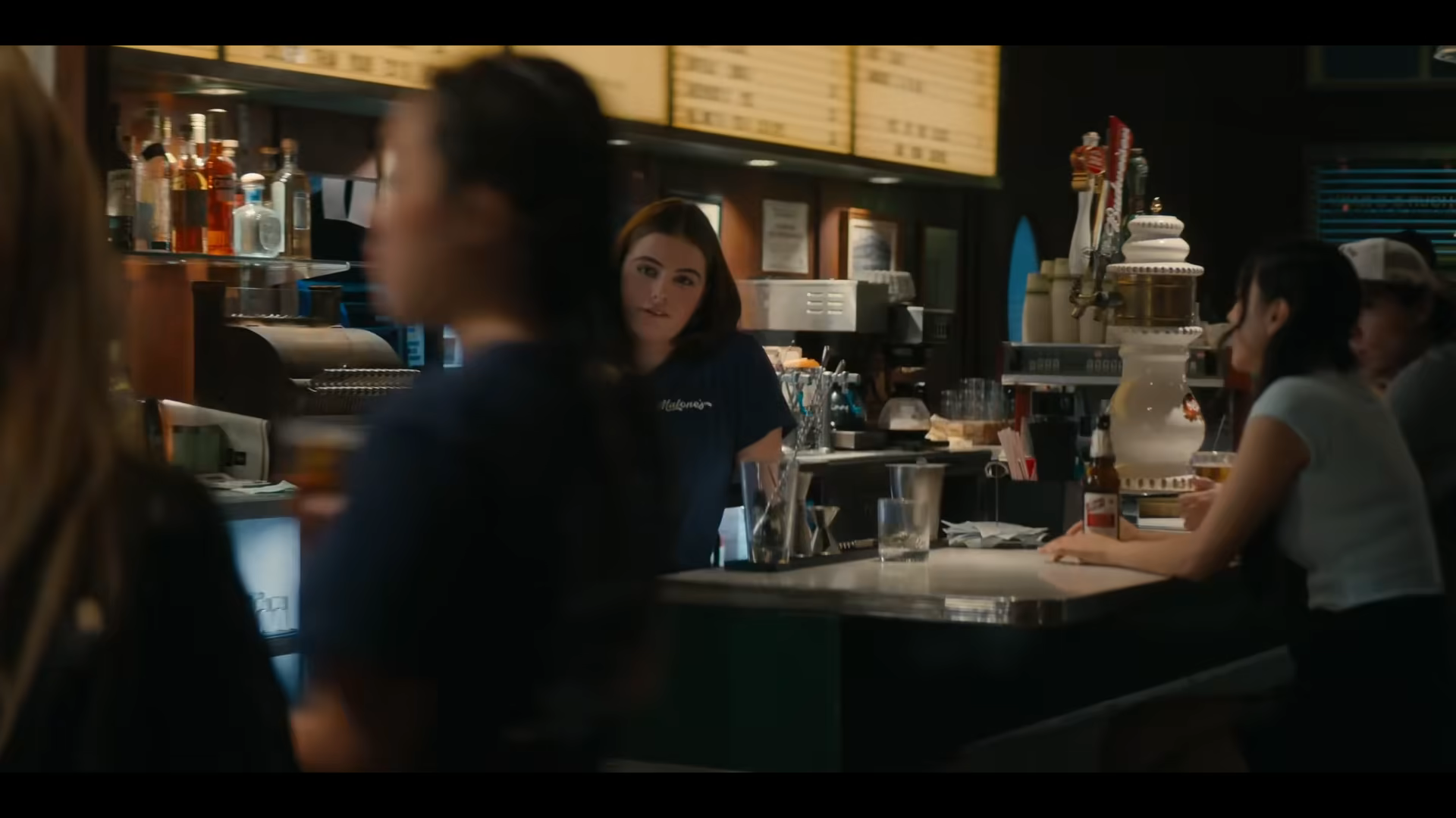 Bar scene SDR